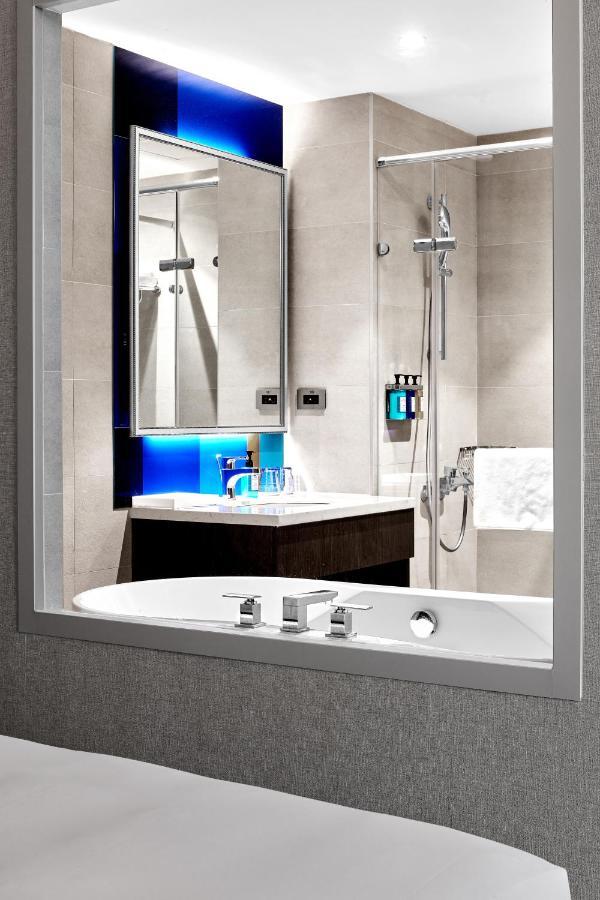 Holiday Inn Express Kaohsiung Love River By Ihg Εξωτερικό φωτογραφία