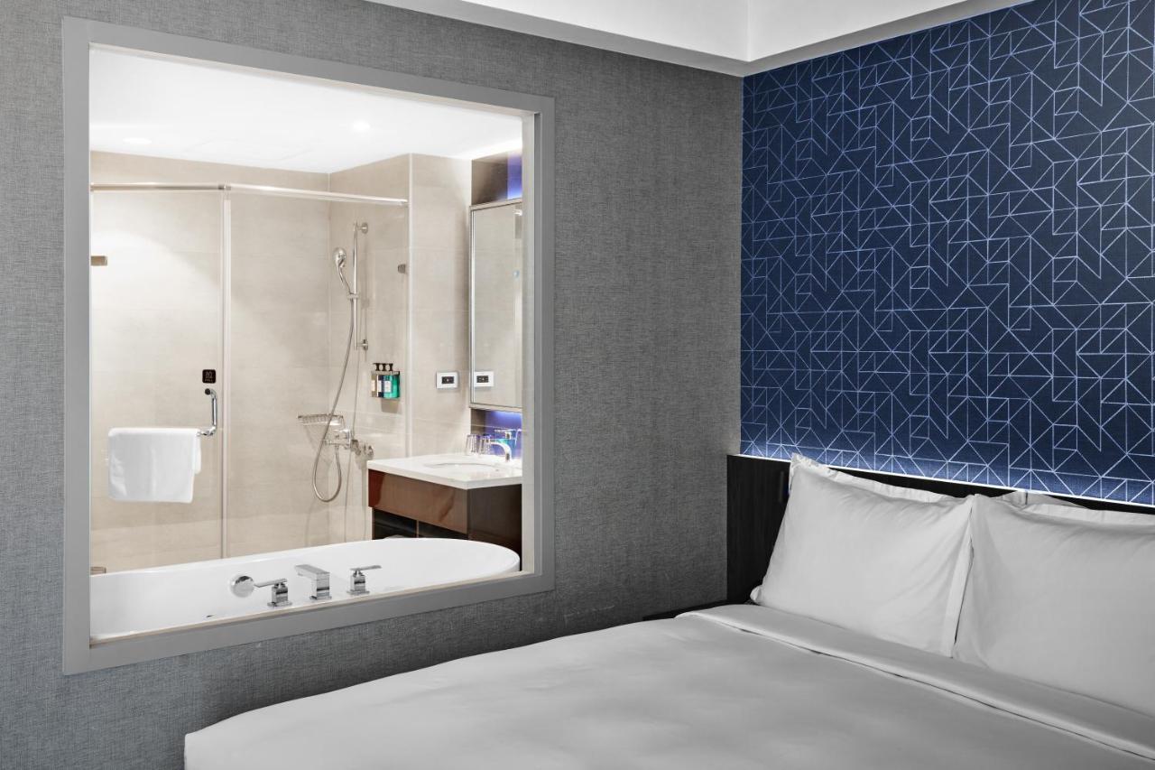 Holiday Inn Express Kaohsiung Love River By Ihg Εξωτερικό φωτογραφία