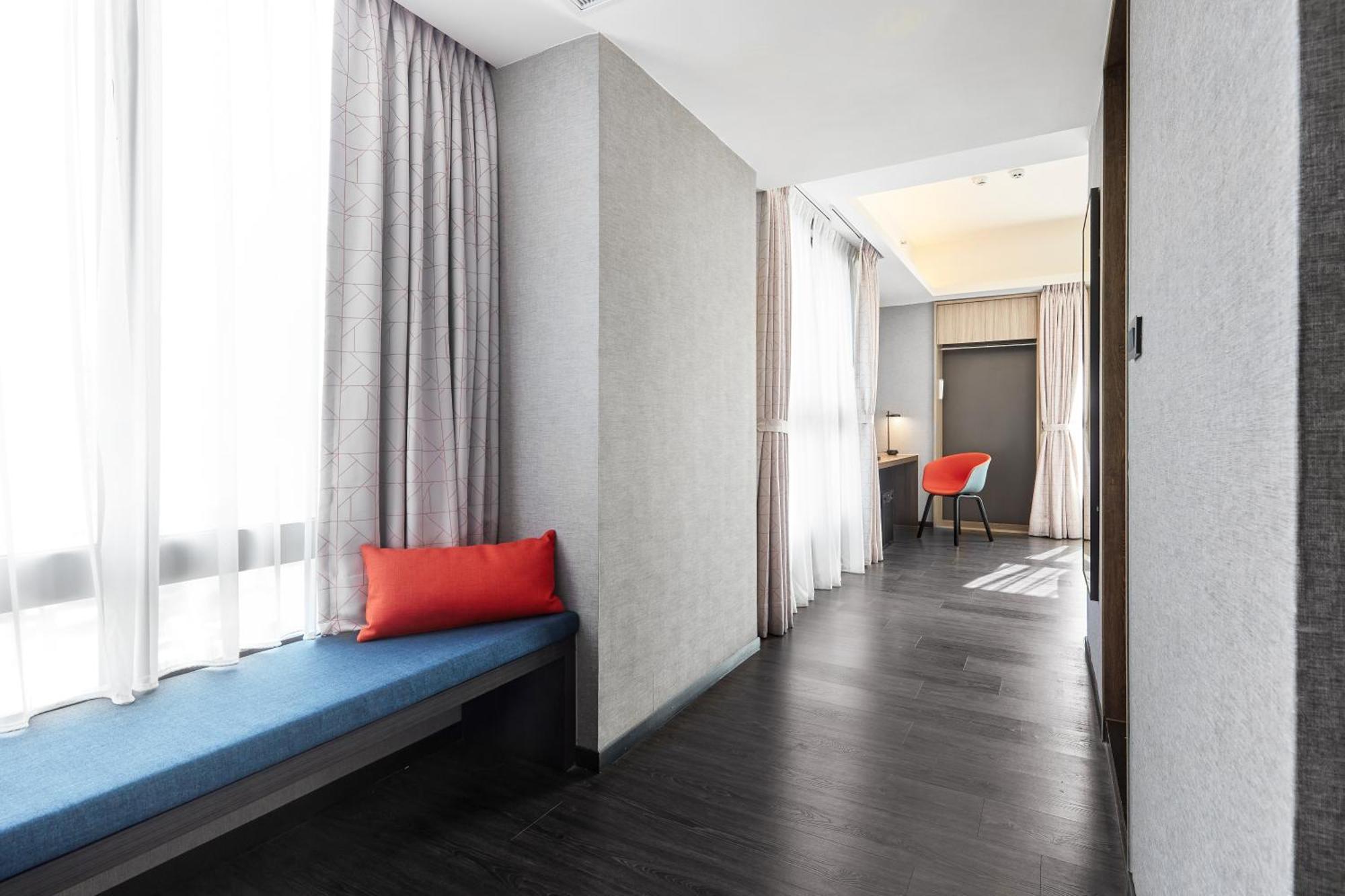 Holiday Inn Express Kaohsiung Love River By Ihg Εξωτερικό φωτογραφία