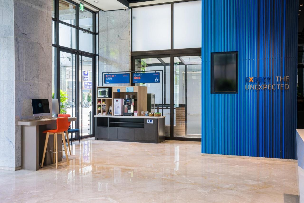 Holiday Inn Express Kaohsiung Love River By Ihg Εξωτερικό φωτογραφία