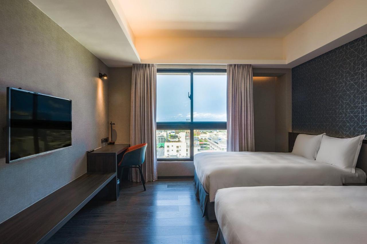 Holiday Inn Express Kaohsiung Love River By Ihg Εξωτερικό φωτογραφία
