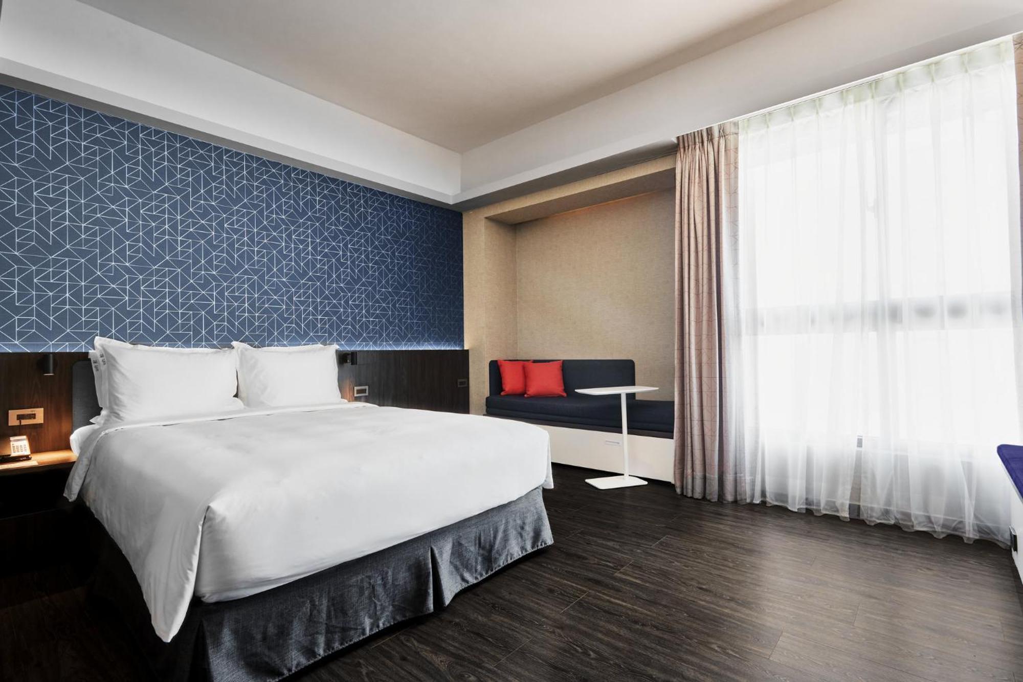 Holiday Inn Express Kaohsiung Love River By Ihg Εξωτερικό φωτογραφία