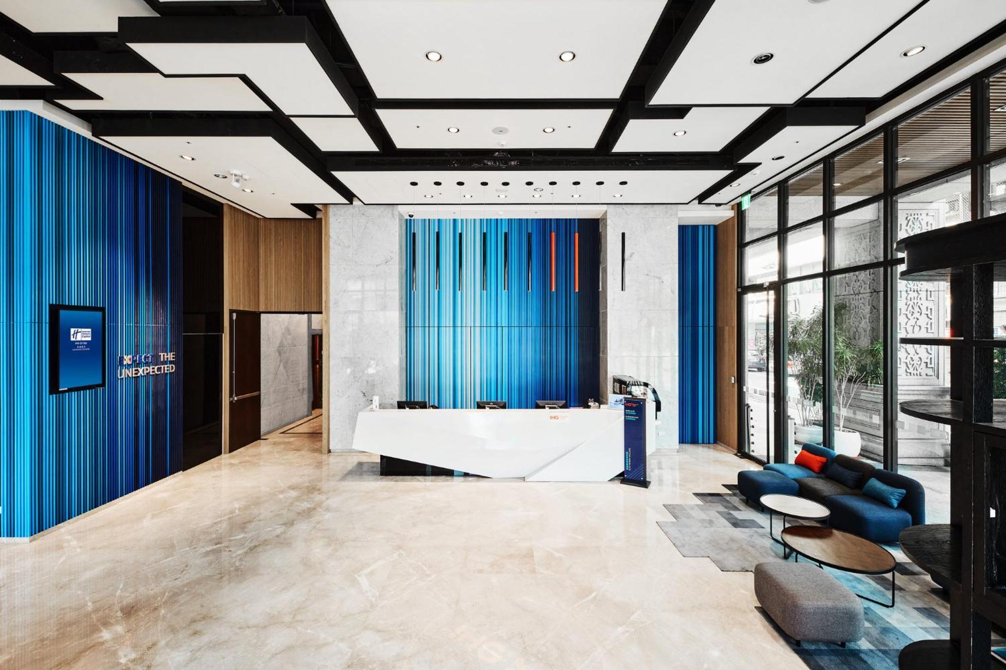 Holiday Inn Express Kaohsiung Love River By Ihg Εξωτερικό φωτογραφία