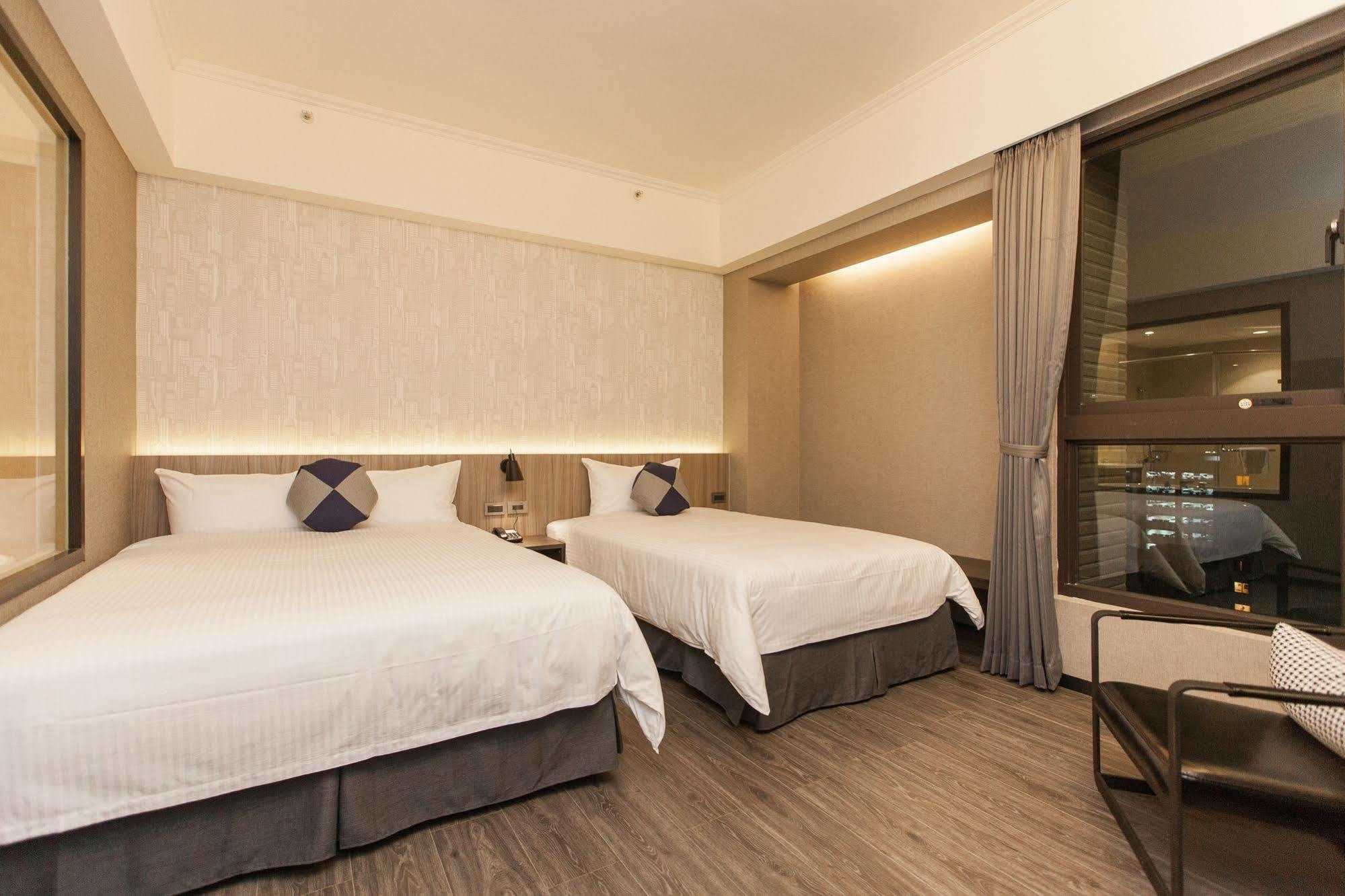 Holiday Inn Express Kaohsiung Love River By Ihg Εξωτερικό φωτογραφία